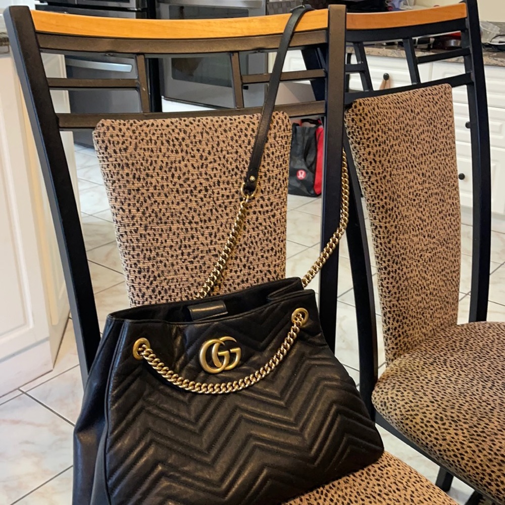 Gucci purse with wallet or bought separately
